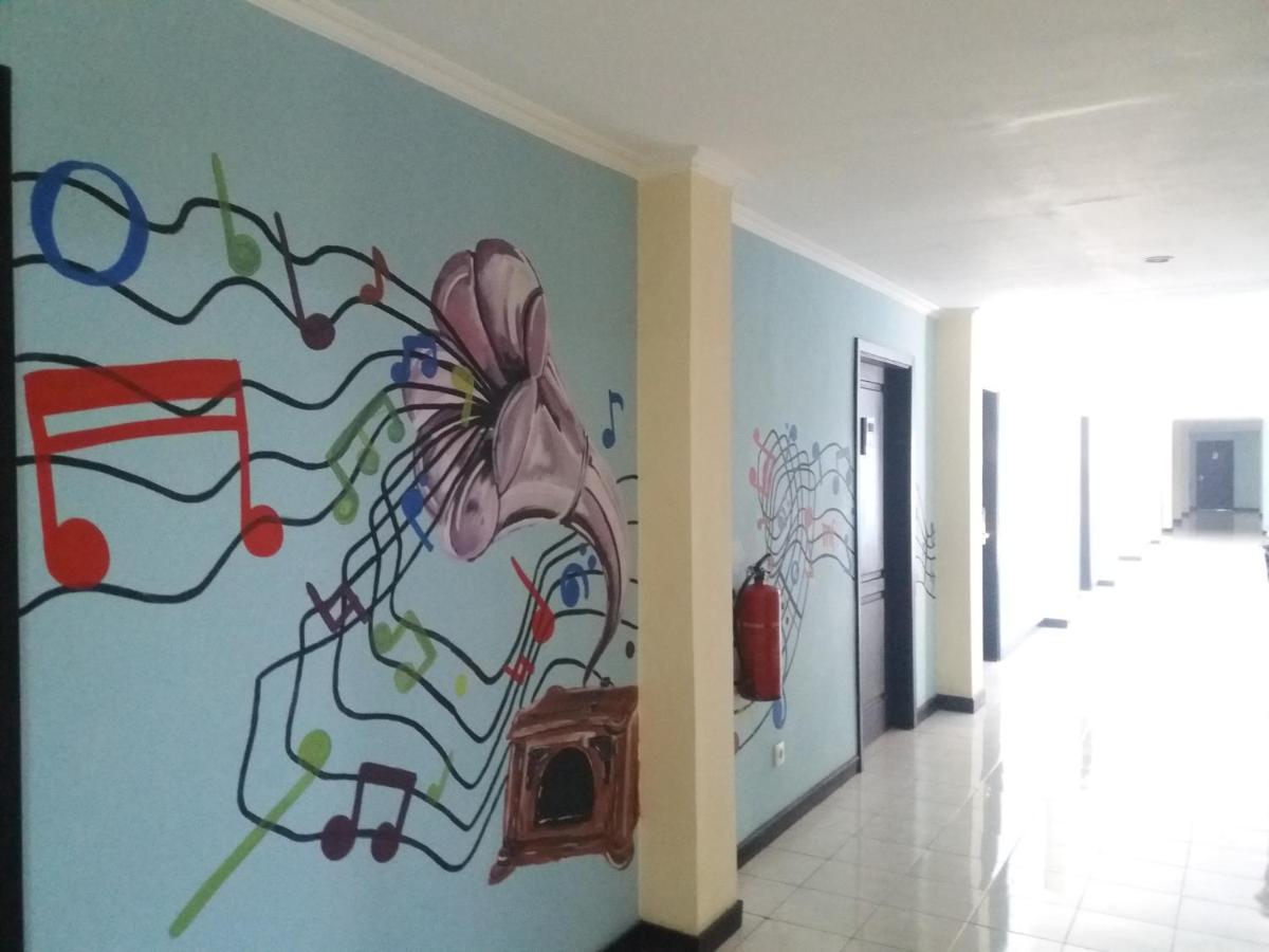 סידוארג'ו Hotel Sofia Juanda Surabaya מראה חיצוני תמונה